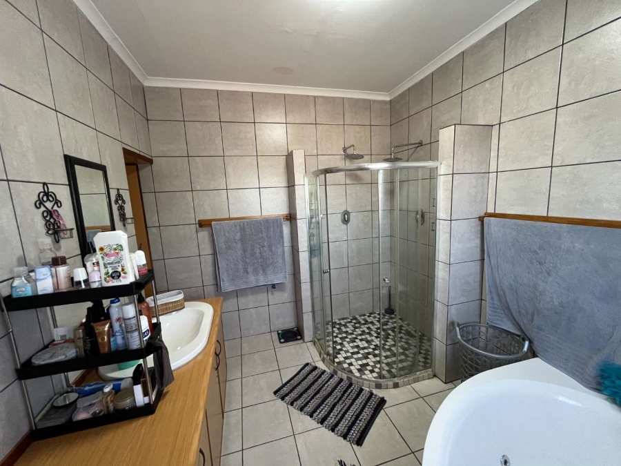 3 Bedroom Property for Sale in Olyfvenhoudtsdrift Northern Cape